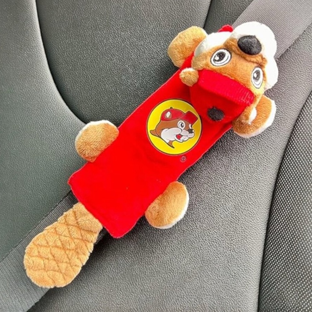 Plush Seat Belt Cover with Bucee's Beaver Shoulder Pad for Car Seatbelt